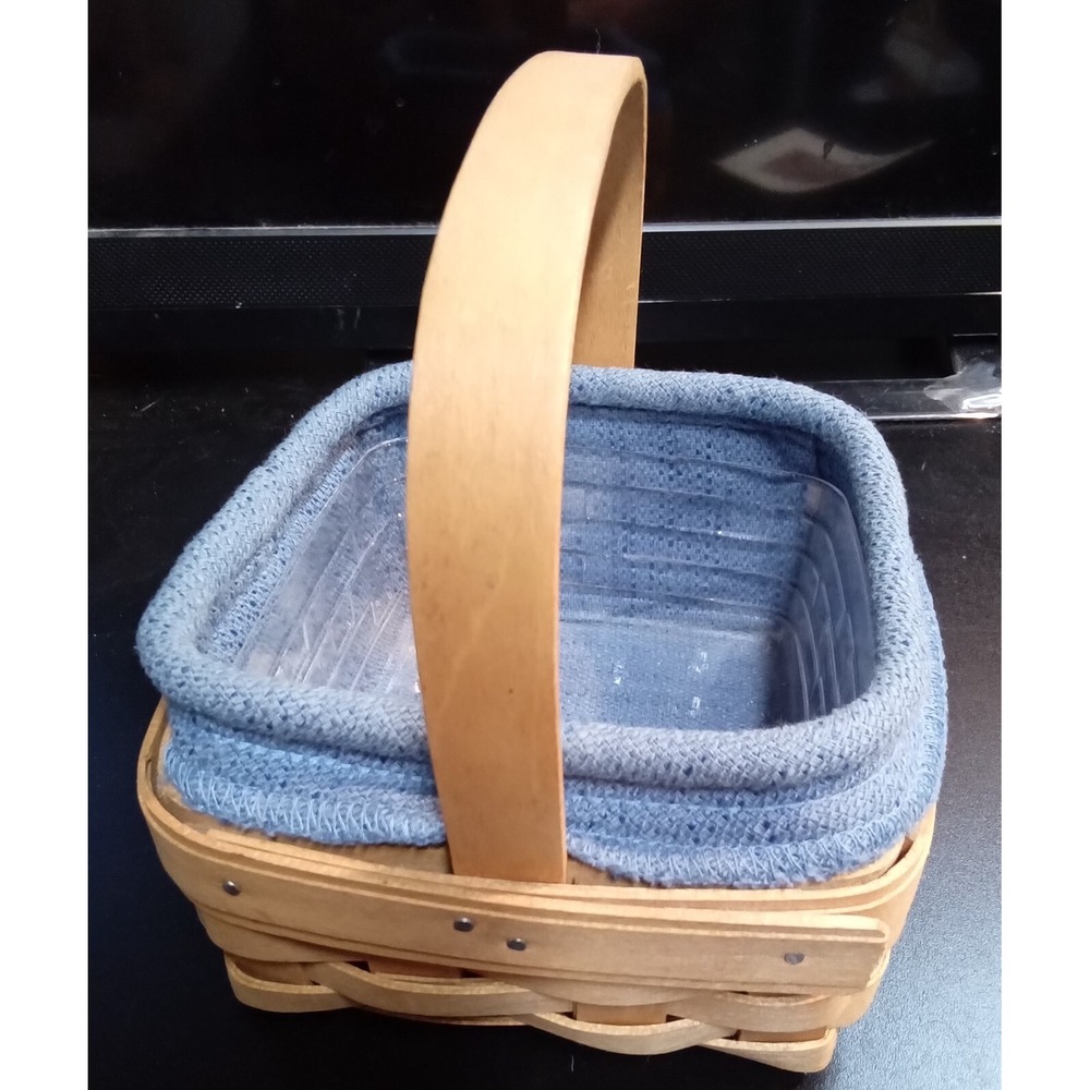 Longaberger 2005 Handmade Basket with Blue Fabric Liner‎ and Plastic Protector - Picture 4 of 5